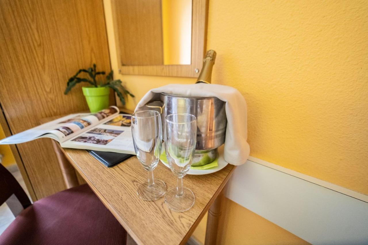 Hotel Les Terres ラルドーサ エクステリア 写真